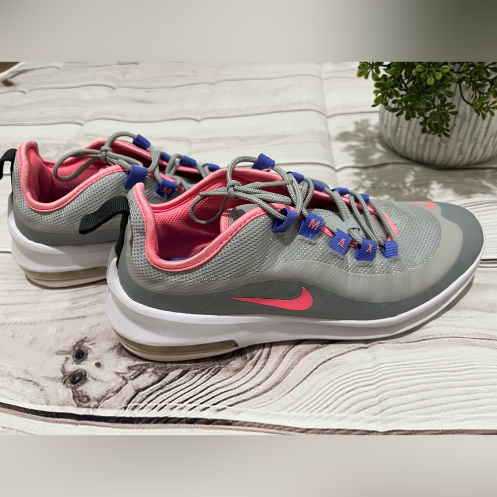 Zapatos deportivos de dama marca Nike